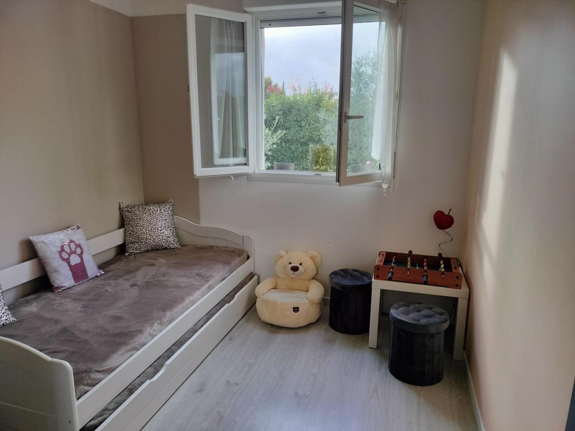Un Studio Avec Une Entree Independante Thilouze Extérieur photo